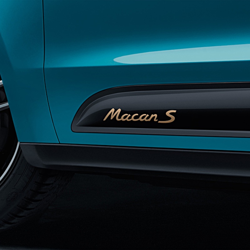 Model Designation Macan S On Side Blades Gold – 95B0448158024K – Macan 15-23